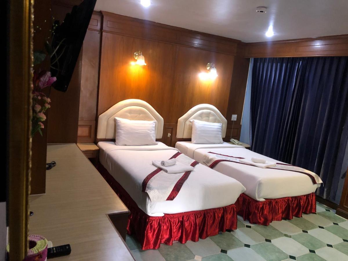 Lamai Inn Patong Экстерьер фото