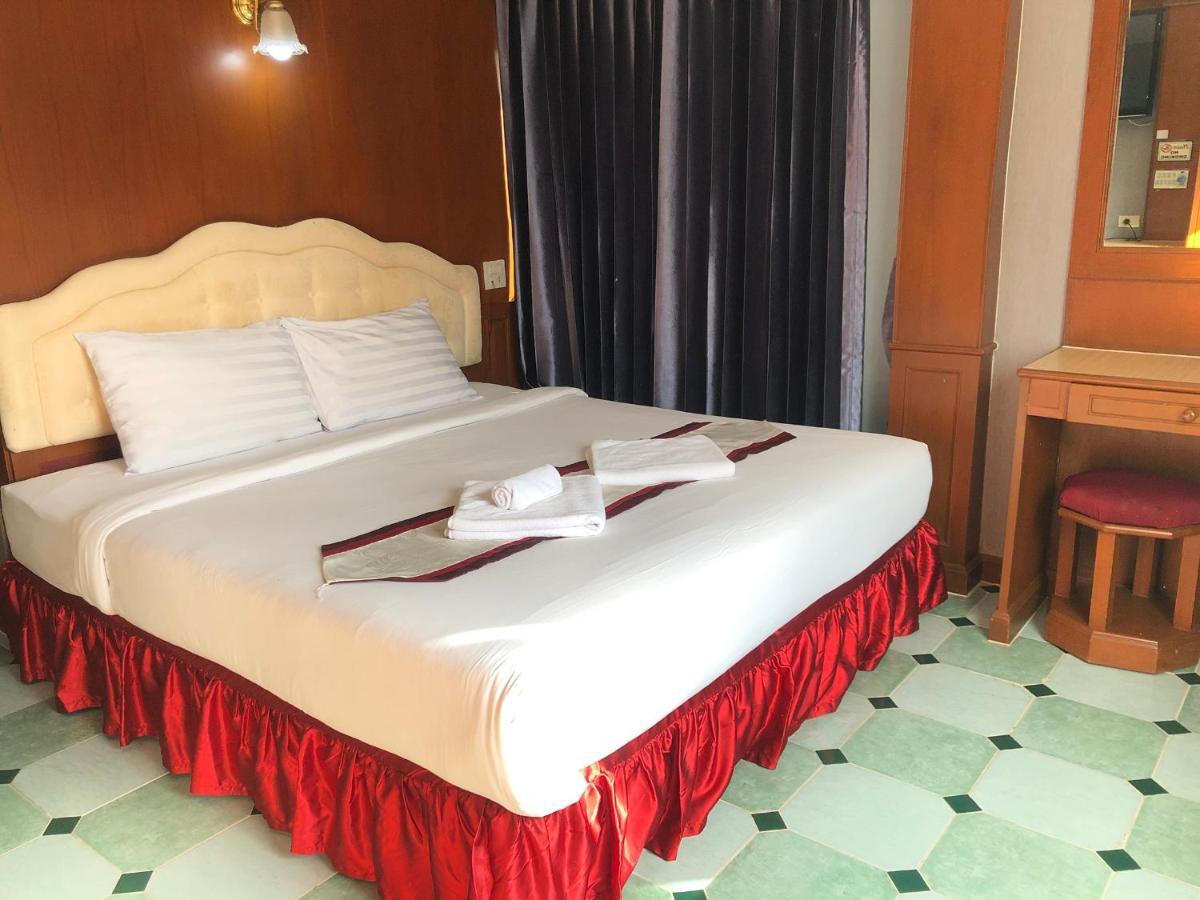 Lamai Inn Patong Экстерьер фото